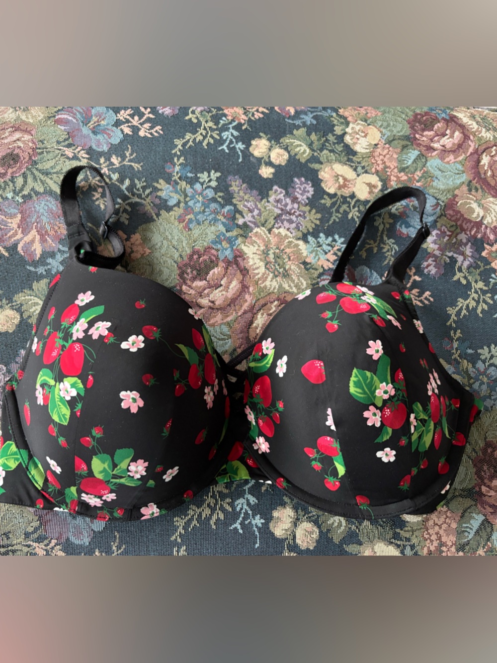 TORRID Strawberry & Flower Print Push-Up Bra 42D